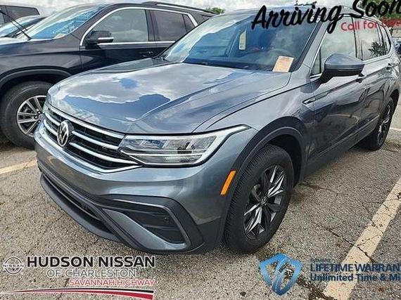 VOLKSWAGEN TIGUAN 4MOTION 2022 3VV2B7AX2NM098851 image